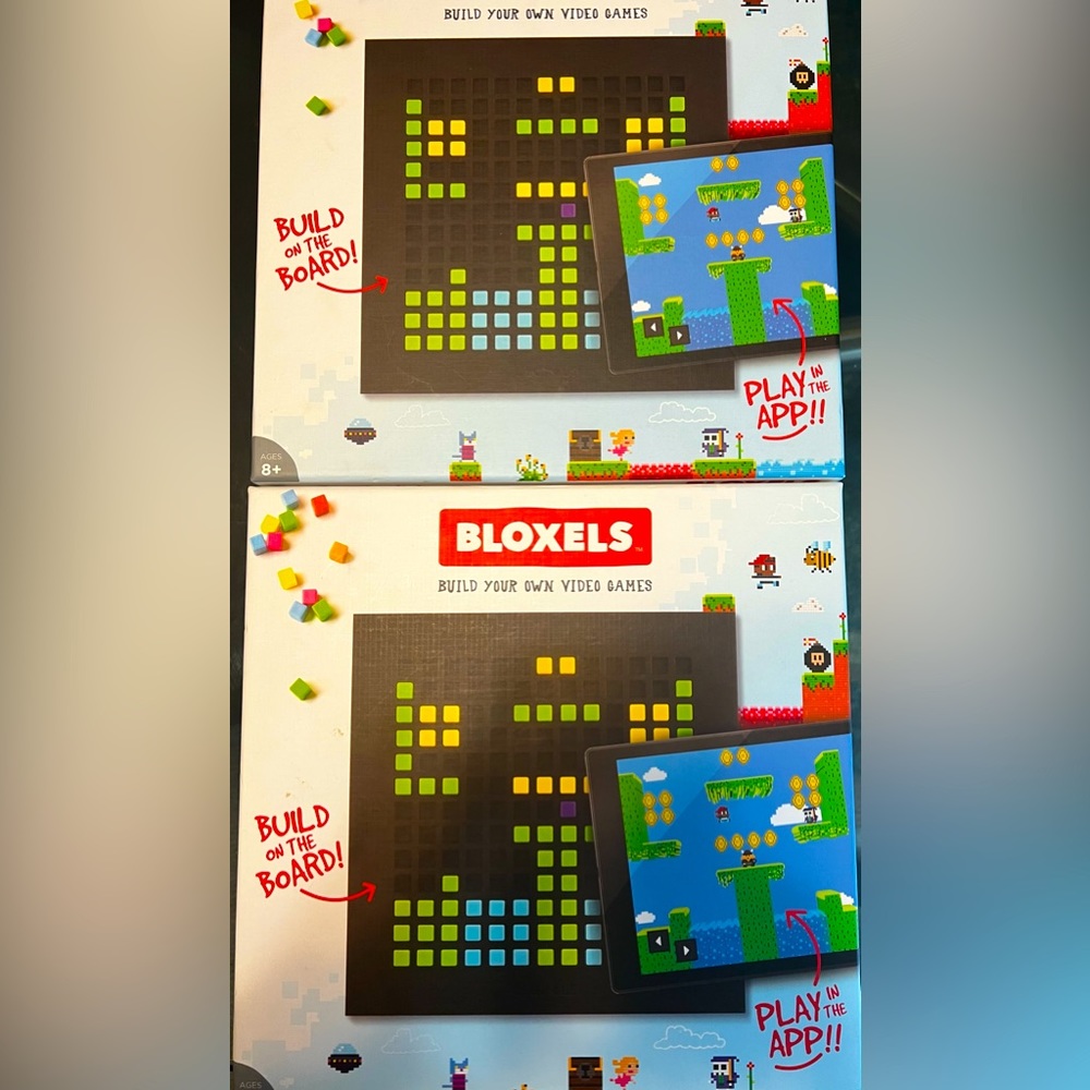 2 NWOT Bloxels: video game builder sets